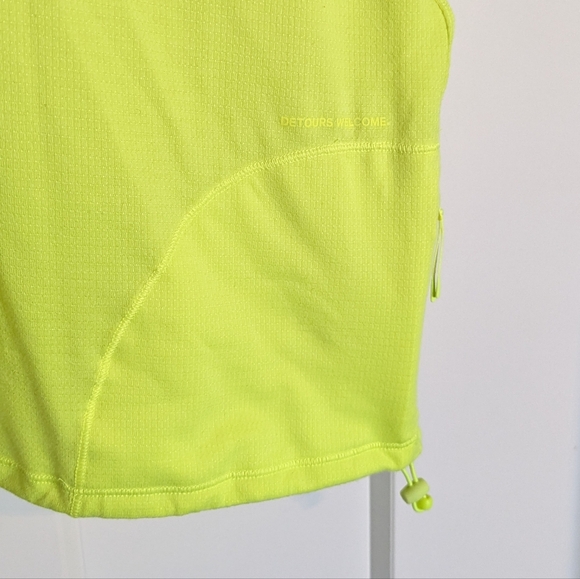 Lululemon Lightweight Cinched Hem Hiking T-Shirt sz 6 - Highlight Yellow - Picture 3 of 5